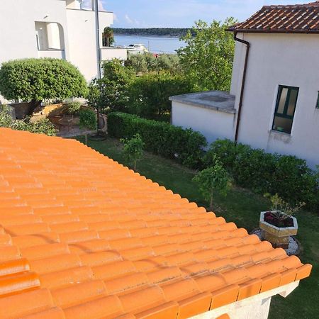 Apartmani B&S Barbat na Rabu Exteriör bild