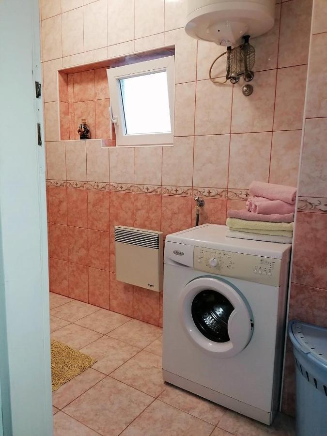 Apartmani B&S Barbat na Rabu Exteriör bild