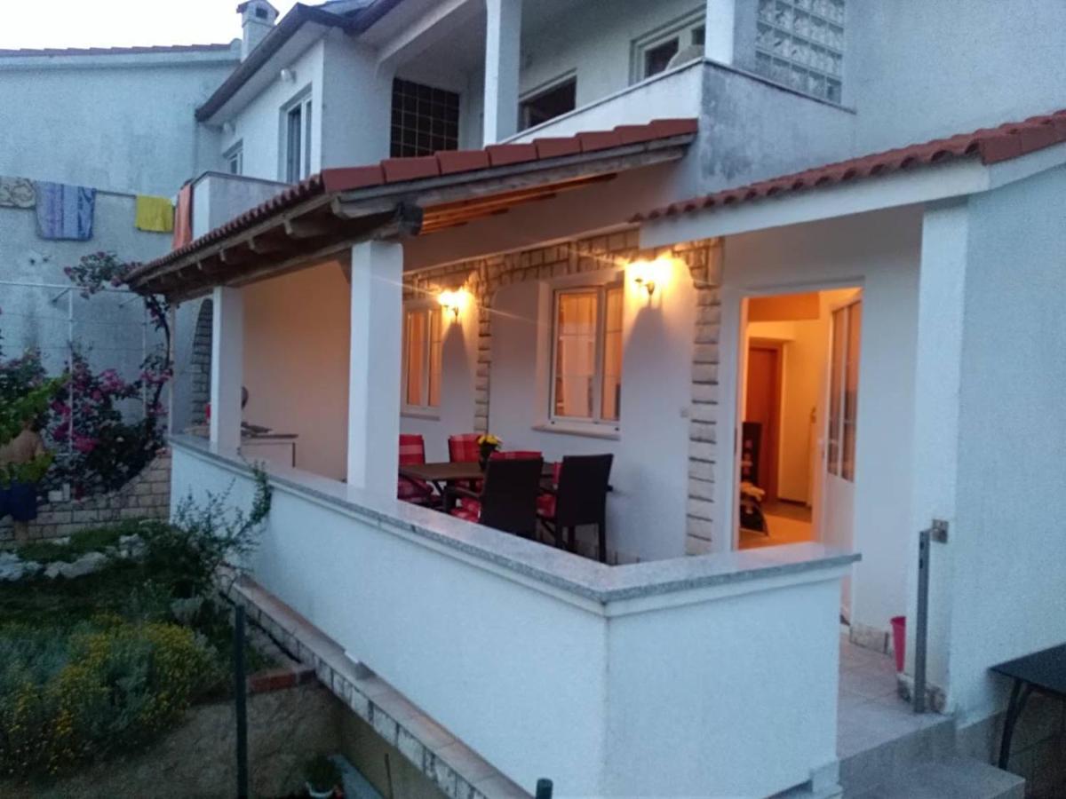 Apartmani B&S Barbat na Rabu Exteriör bild