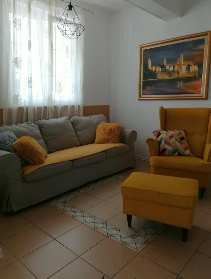 Apartmani B&S Barbat na Rabu Exteriör bild