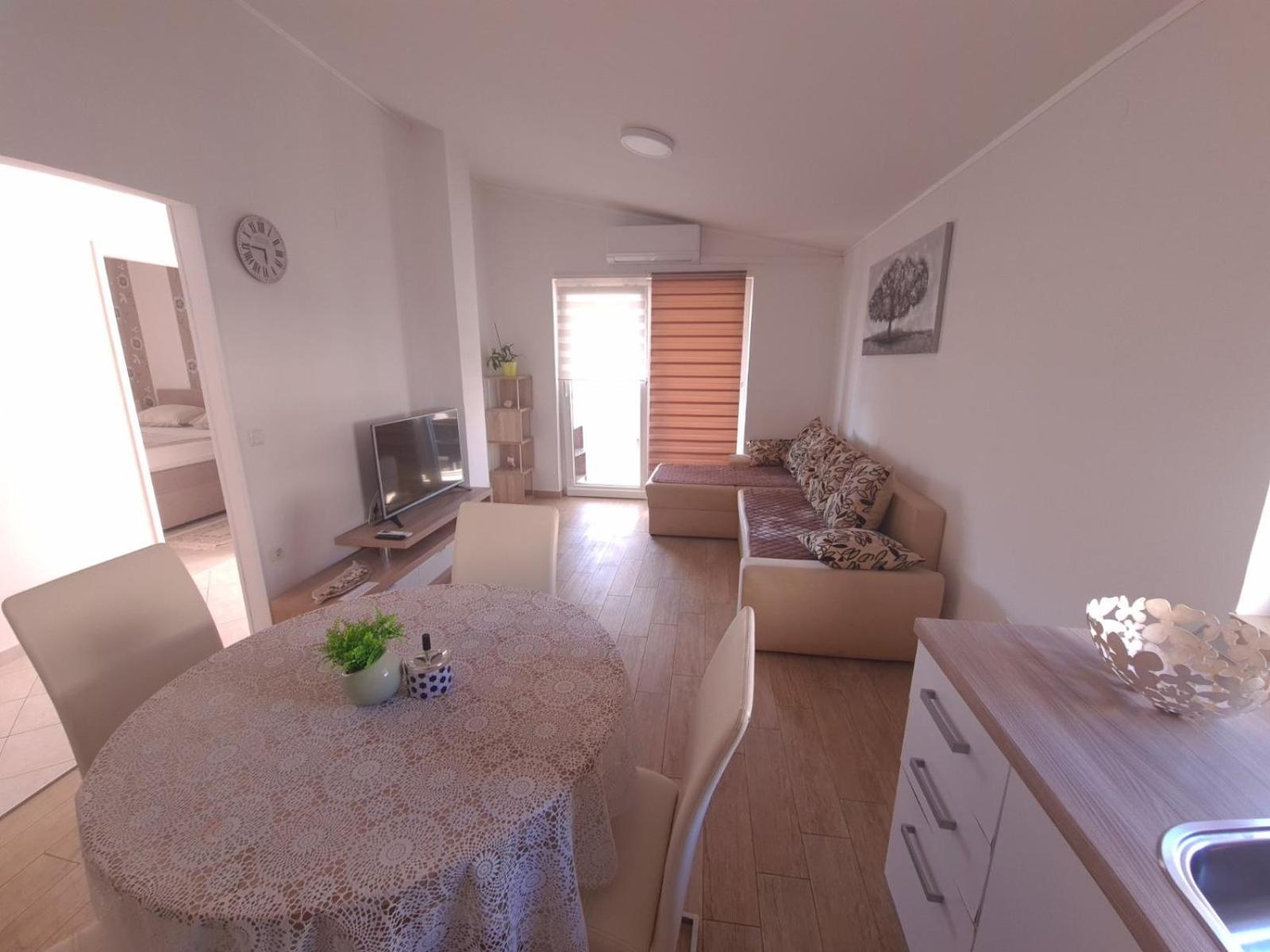 Apartmani B&S Barbat na Rabu Exteriör bild