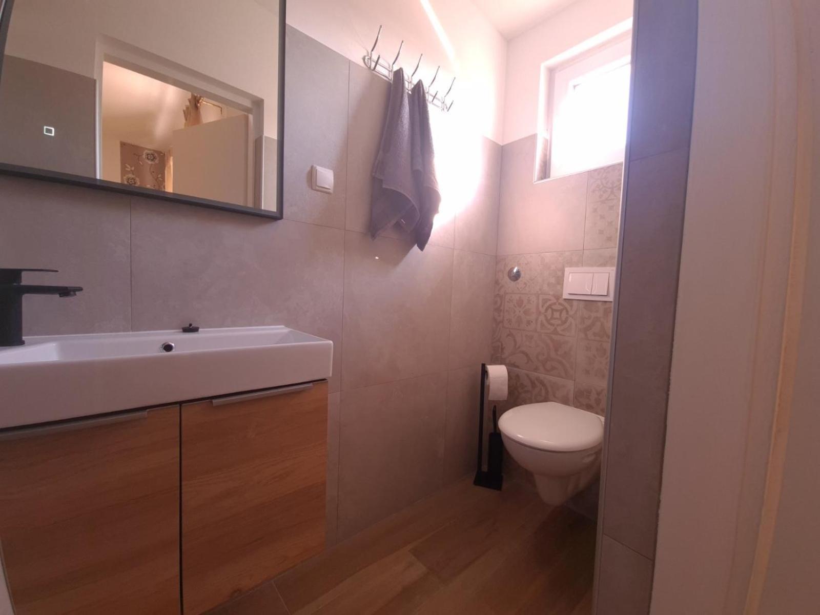 Apartmani B&S Barbat na Rabu Exteriör bild