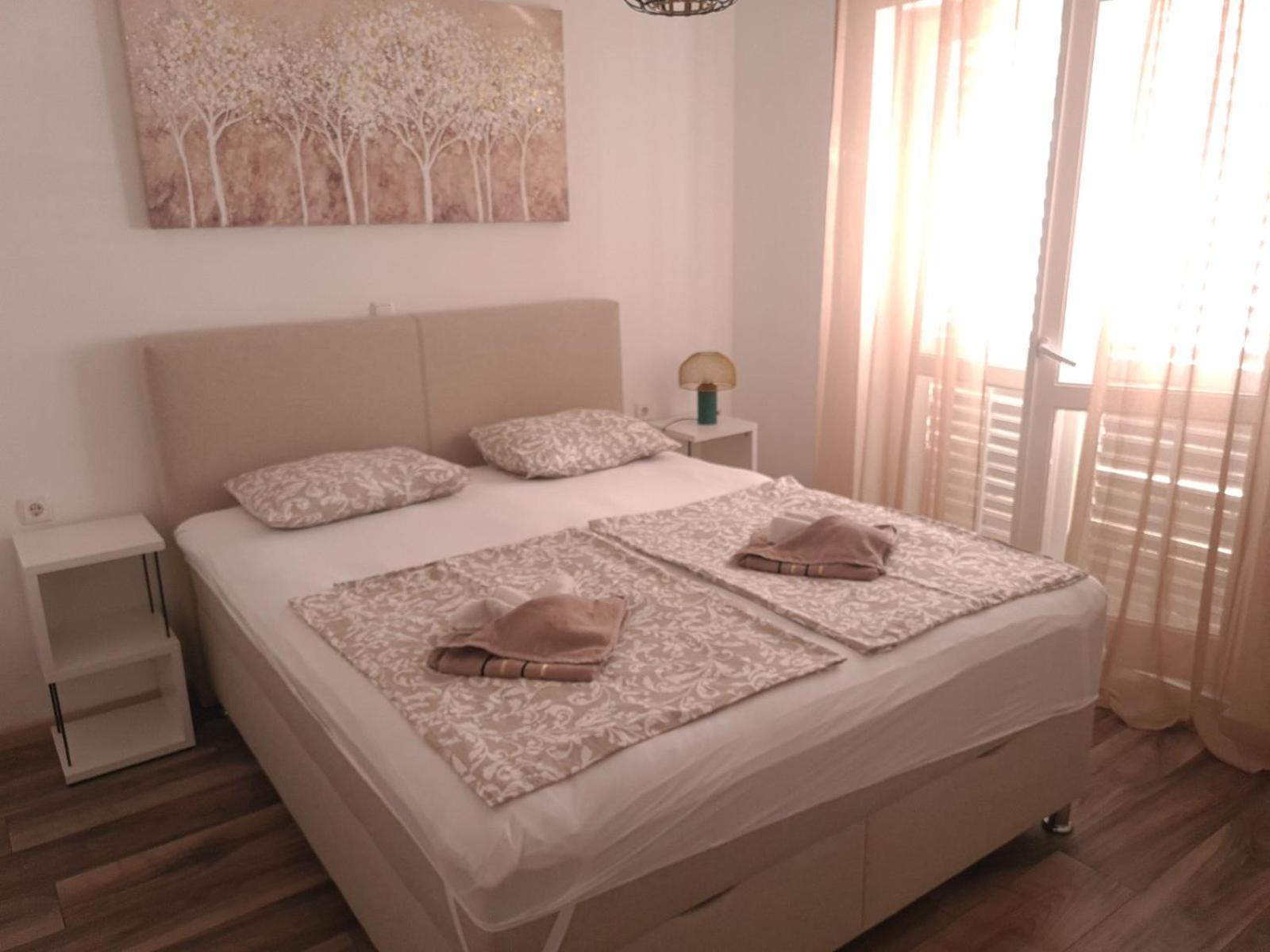 Apartmani B&S Barbat na Rabu Exteriör bild
